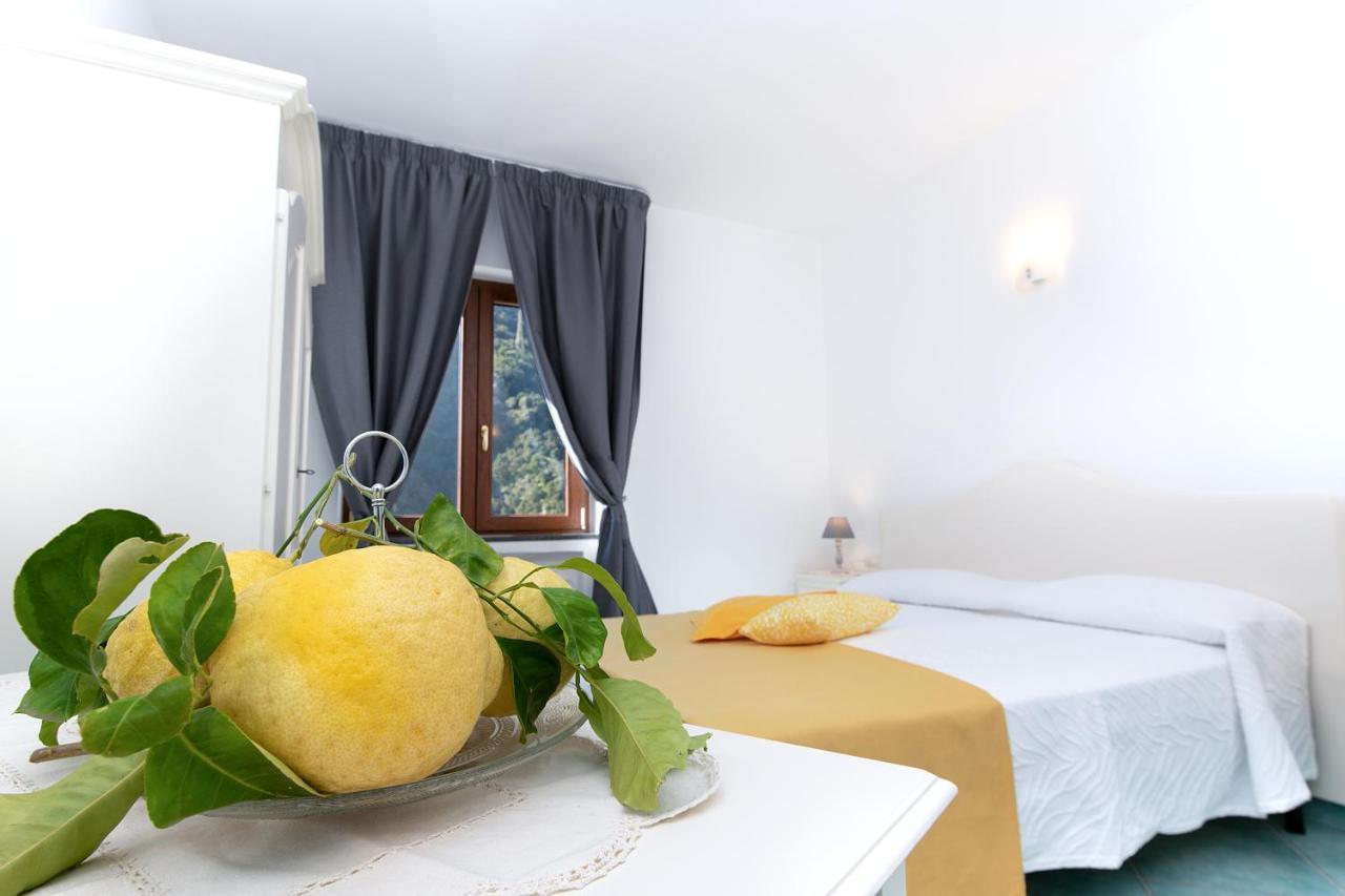 O' Lattariello Bed and Breakfast Amalfi Exteriör bild